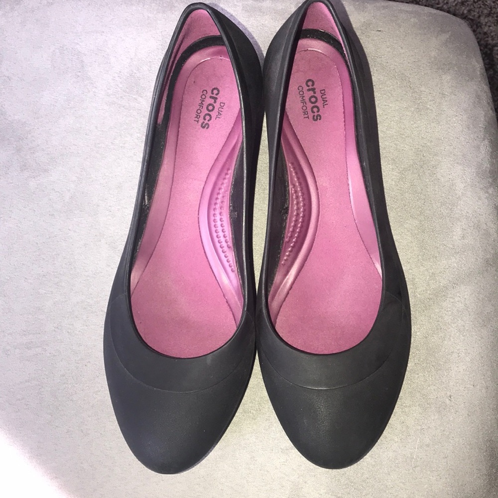 CROCS wedges Size 8
